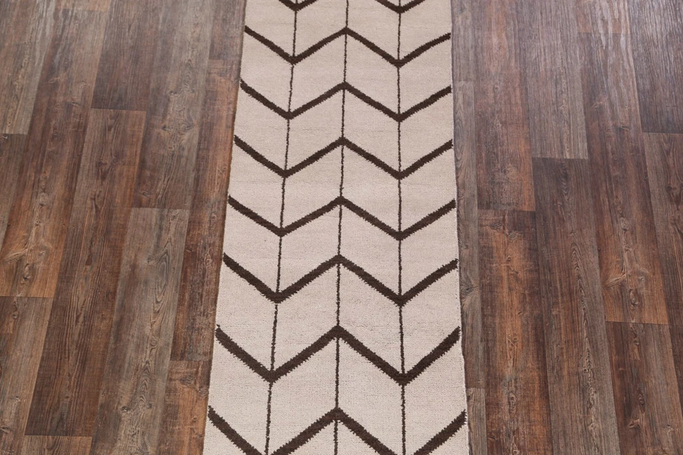 Trellis 象牙色 摩洛哥手工编织东方羊毛长条地毯 雪佛龙地毯 3x10 — 第 3/4 张图片