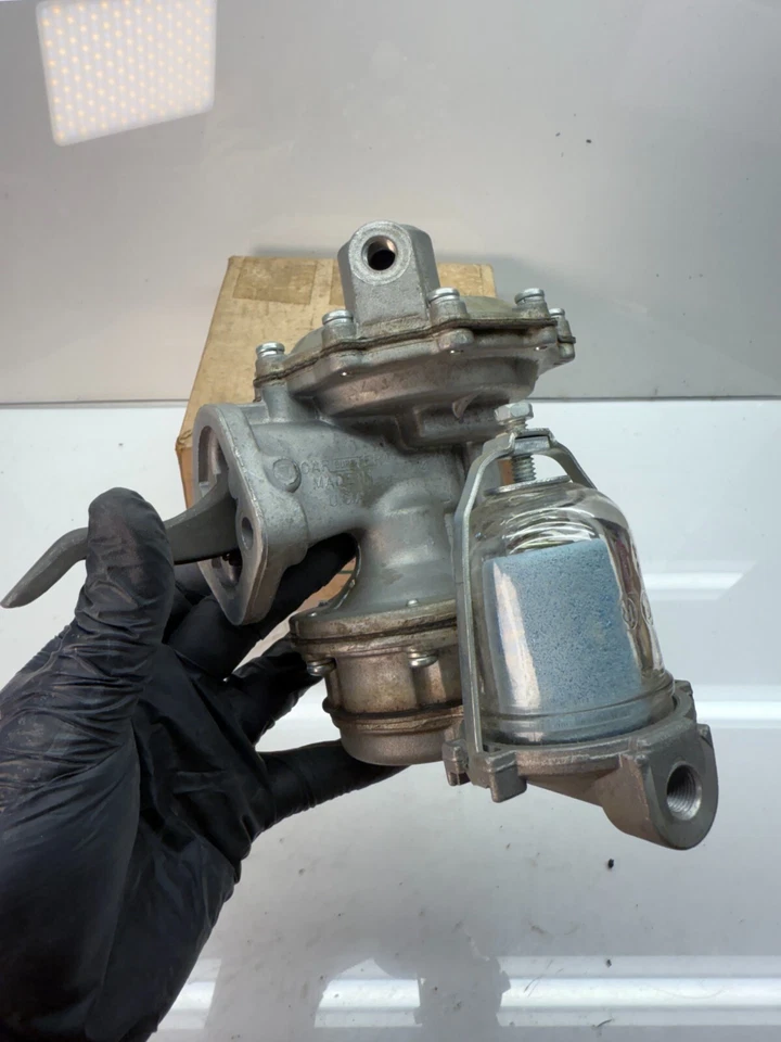 BOMBA DE COMBUSTIBLE CARTER M2379S NASH STATESMAN 1956 1957 1958 1959 RAMBLER 6CYL F-81 NUEVO DE STOCK Foto 3 de 4