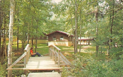GA~GEORGIA~TEMPLE~WOODLAND CHRISTIAN CAMP~GIRLS CABIN AREA