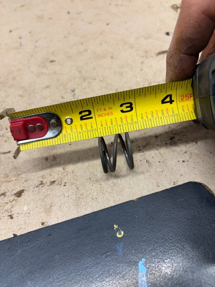 1949 1950 1951 Oldsmobile Chevrolet Buick columna de dirección bocina botón resorte OEM Foto 4 de 4