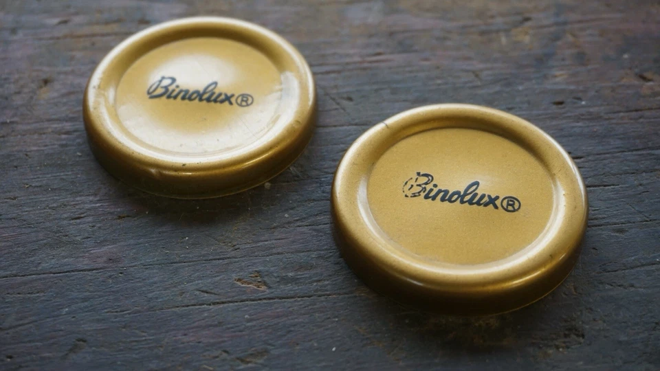 Vintage Binolux 8x40 Binoculars Japan Great Condition w/Compass Case - Image 4 of 4