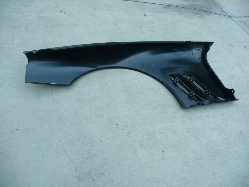1997-2005 Ferrari 550 575M Maranello Right Fender Wing Cover Panel 65218200 OEM