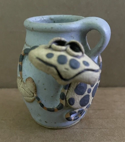Vintage RAY & TAMI BIER Pottery Charlevoix MI Folk Art FROG on Miniature Pitcher