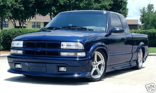 CHEVROLET XTREME S10 EXTREME EX-CAB ROCKER SKIRT PASSENGER SIDE GM# 15034714 Foto 2 de 2