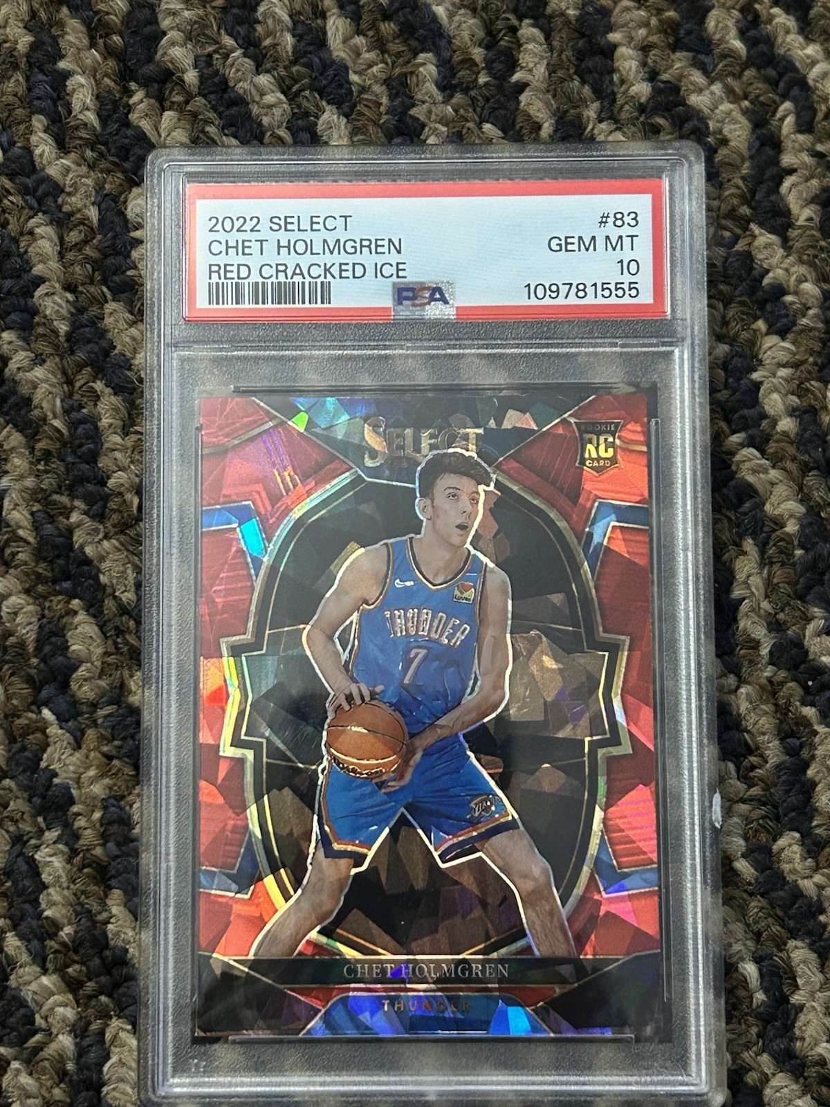 2022 PANINI SELECT #83 CHET HOLMGREN RED CRACKED ICE PSA 10