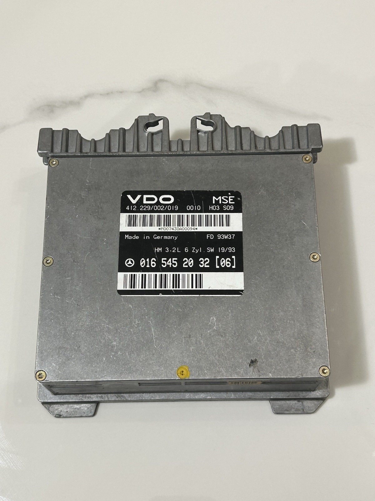 Mercedes W124 E320 E36 AMG Engine Control Module VDO A0165452032 0165452032