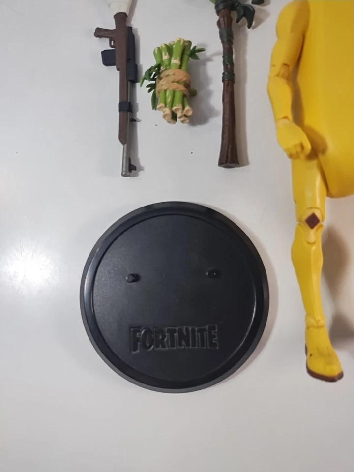 Figura de acción Fortnite Peely Deluxe con soporte y accesorios McFarlane Toys 2019 Foto 4 de 4