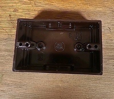 1-Thomas & Betts 5070 Brown 14.0 Cu.in. Surface Mount Single Gang Electrical Box