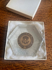 John F Kennedy Presidential Seal Lucite Paperweight White House Issue NIB NOS