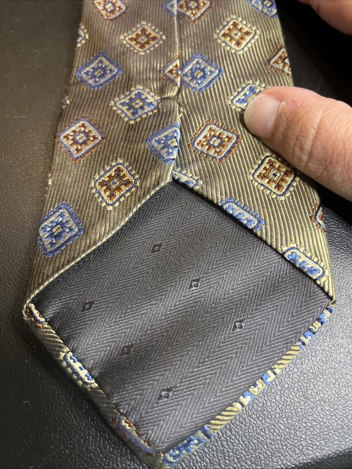 🇺🇲 Corbata de seda Bachrach 58x3,75 marrón geométrica Foto 3 de 4