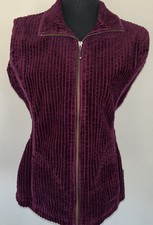 Woolrich Womens Corduroy Vest Size S Full Zip Sleeveless BlackBerry EUC