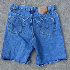 Vintage 90s Levi’s 550 Relaxed Fit Jean Shorts Jorts Size 34 Made in USA