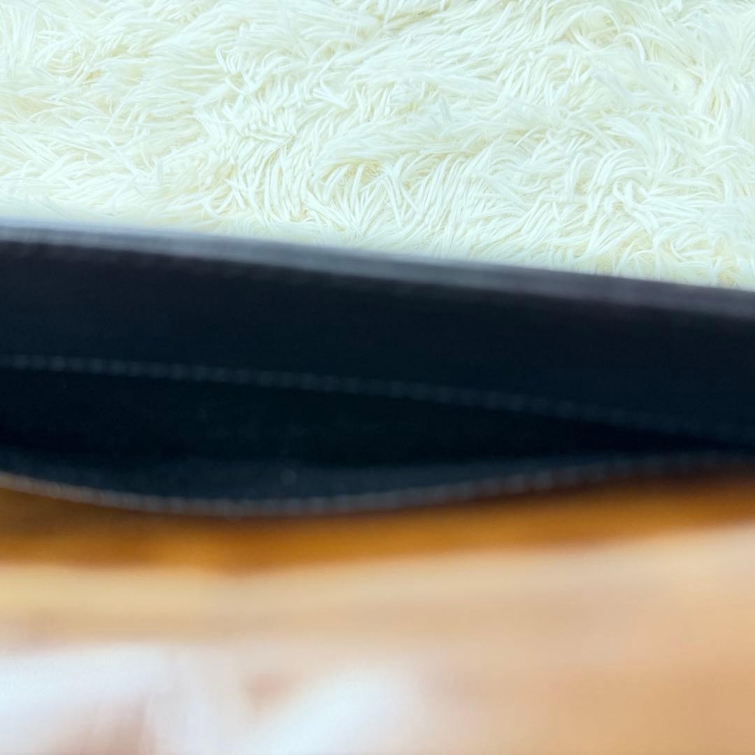 Valentino Garavani Bicolor Leather Shoulder Bag Gold Hardware Vintage Japan thumbnail 18