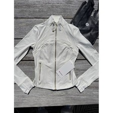 Lululemon Define Cropped Jacket Nulu Light Ivory/Gold Size 4 NWT