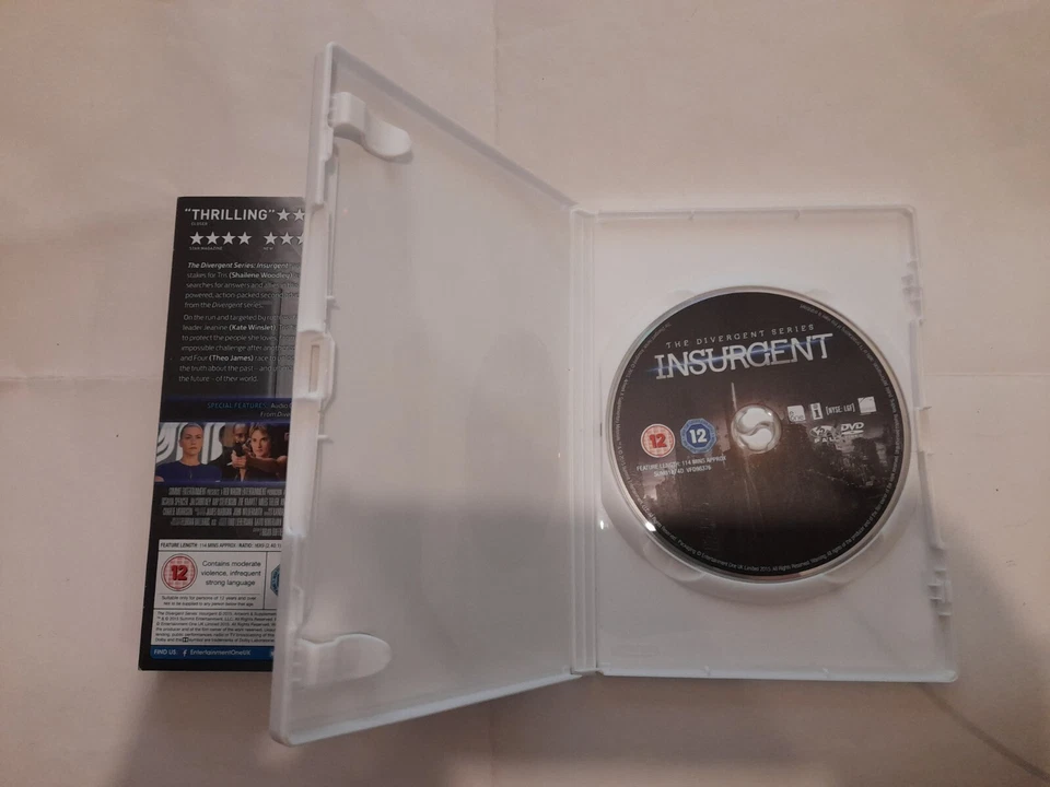 Insurgent: Divergent Series (2015, Embossed Holofoil Slipcover)-Special Features - Image 4 of 4