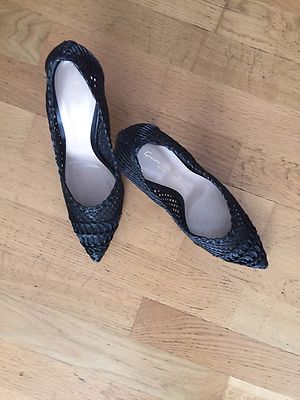 SALE!!! GIANVITO ROSSI BLACK WOVEN PUMPS, SALE $ 350.-  (was $1'120.-) 10.5/40.5