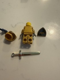 LEGO Drawbridge 7079 100% Complete With All Minifigs, Instructions, Gold Knight