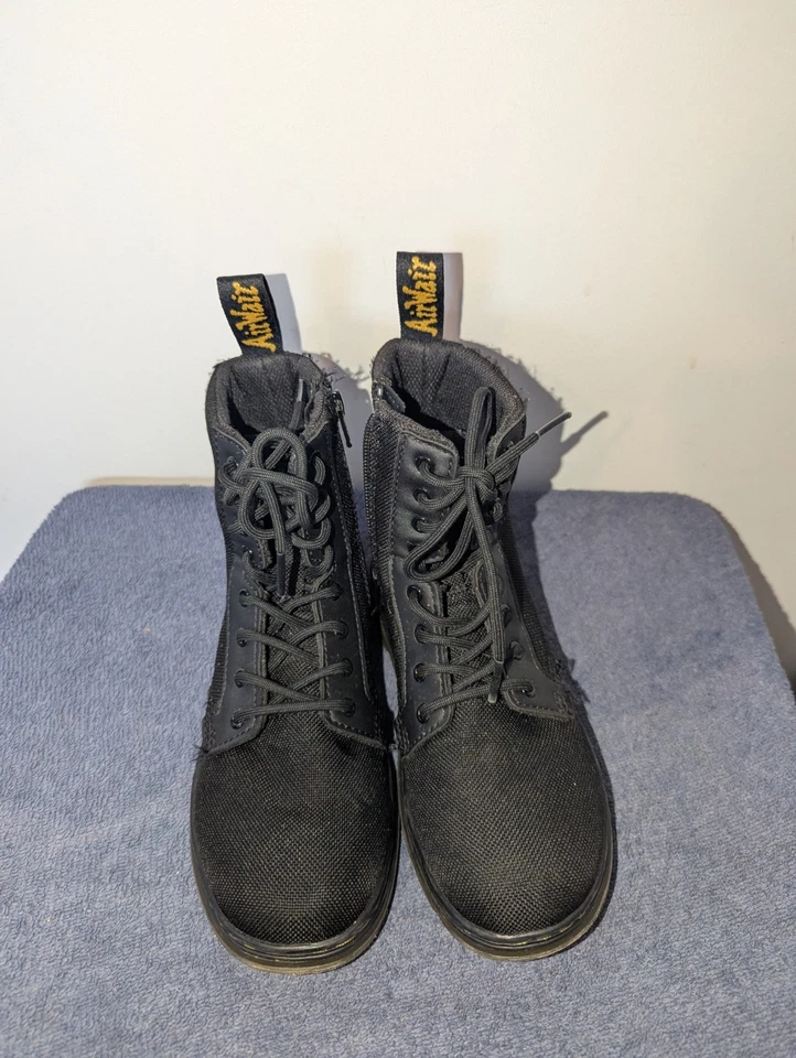 Botas Doc Martens Peines Niñas Talla 2 Negro Lona Cuero Botas Con Cordones Foto 2 de 4