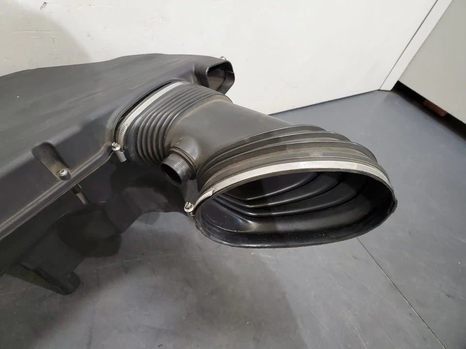 ✅ 08-13 OEM BMW E90 E92 E93 M3 Motor S65 Caja de Aire Limpiador Silenciador Foto 2 de 4