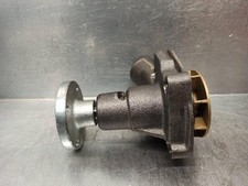 Pompe à eau Volvo S40