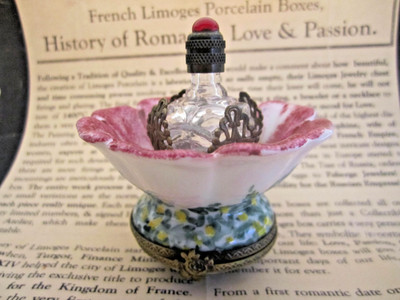 Limoges France Peint Main FLOWER W/PERFUME BOTTLE Hinged Trinket Box
