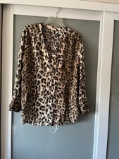 Blouse Women's leopard long slv 3/4 fabric buttons front  slev v/neck SZ L 32