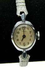 Beautiful TIMEX lady's/Woman's watch/wristwatch