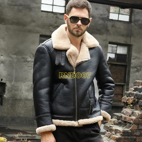 Beige oversized bomberjack in faux shearling | Essentiel Antwerp België