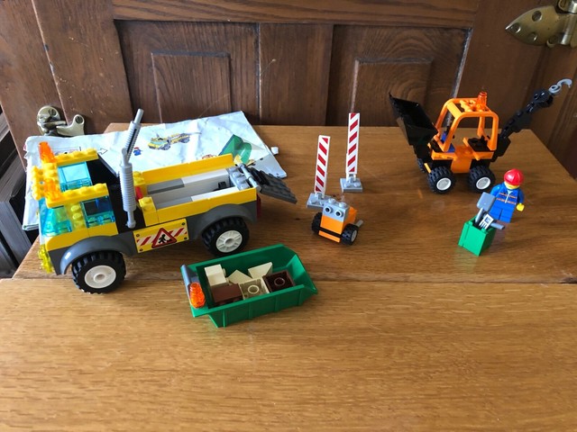 lego juniors road work truck