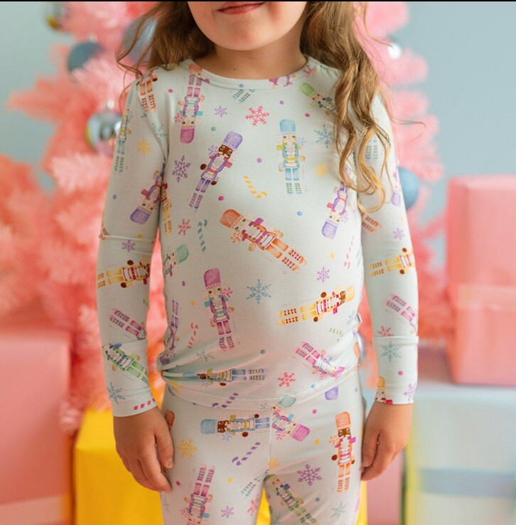 POSH PEANUT 🎠 5T 6T Classic NUTCRACKER pajamas! NWT! PJs Unisex Christmas! image 3