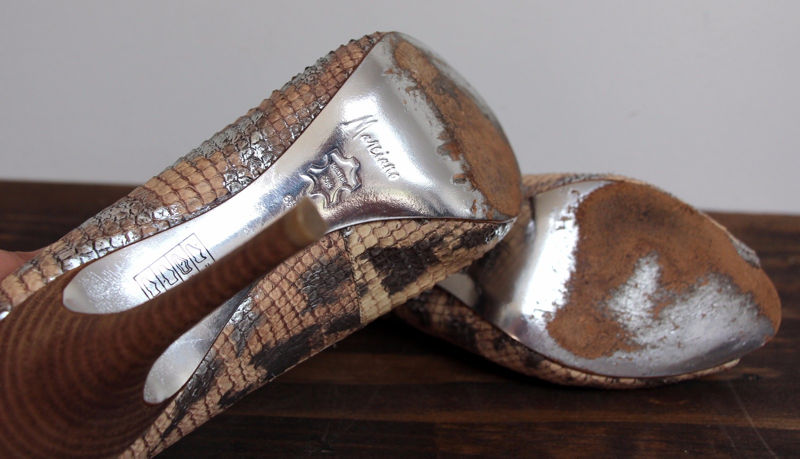 MARCIANO SILVER PYTHON SNAKE GENUINE LEATHER PEEP… - image 11