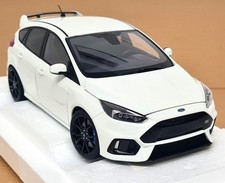 Autoart 1/18 - Ford Focus RS 2016 Frozen White Composite model car