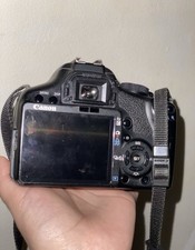 Canon EOS 500D Digital SLR Camera (15.1 MP, 3.0 inch Clear View)