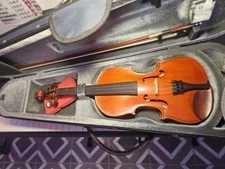 Yamaha Violins V-5 excellent shape with Case and Accessories. Studio inventory