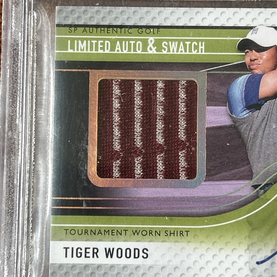 2012 Tiger Woods SP Authentic Autograph Red Patch 6/100 BGS 9.5 Card/10 Auto - Image 3 of 4