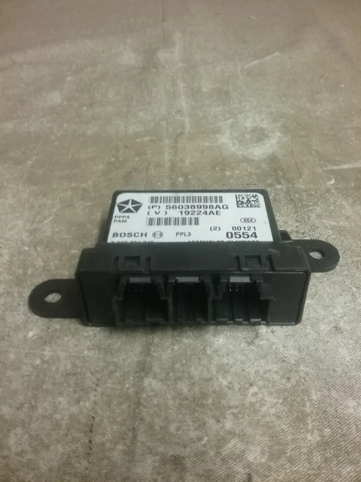 56038998AG Mopar 停车辅助控制模块适用于 2014 年吉普切诺基 — 第 4/4 张图片