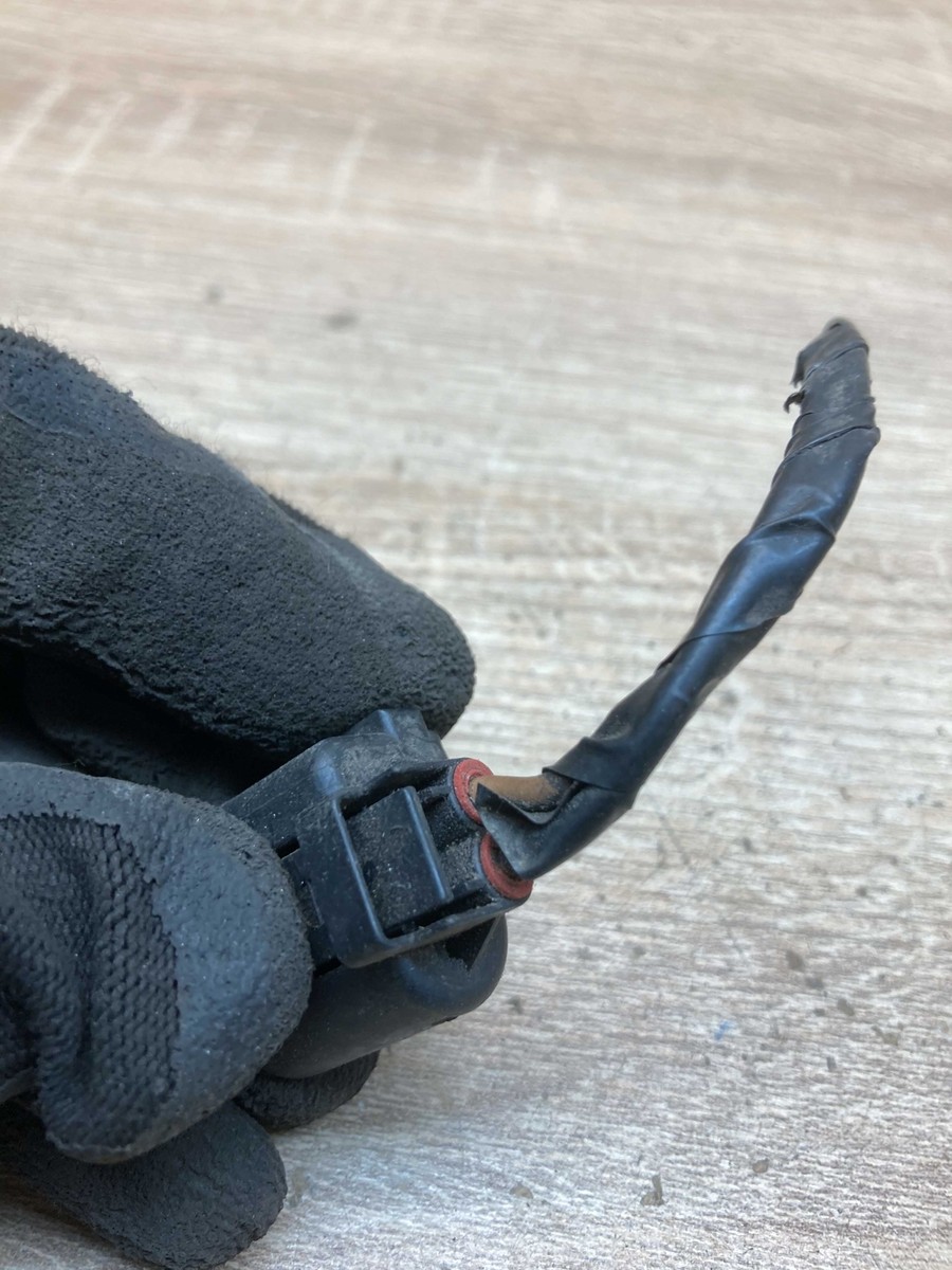 8364518 BMW 1 3 5 6 7 Series Connector Plug Unit Computer Wire 