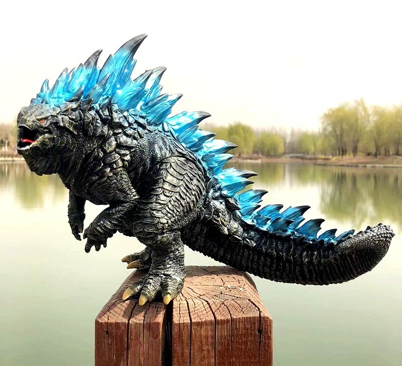 ソフビGODZILLA。 ソフビアーティストが独自の視点でゴジラを制作するプロジェクト