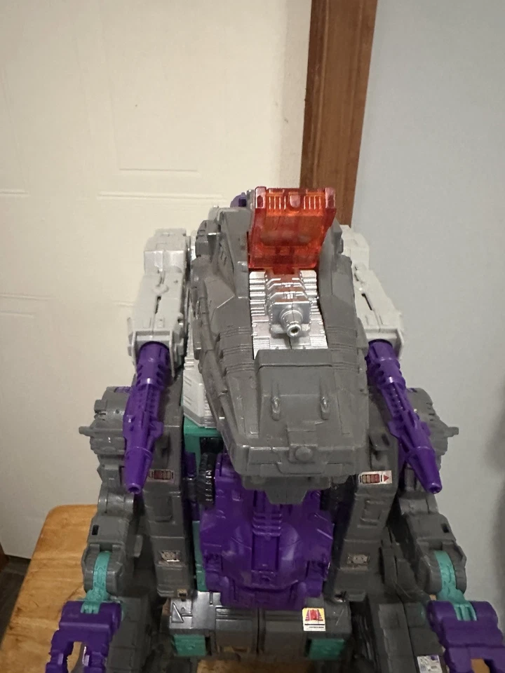 Figura de acción Transformers Titans Return Trypticon Decepticon ¡Excelente estado! Foto 2 de 4