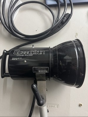 SPEEDOTRON, STUDIO CLASSIC 102, UNIVERSAL LIGHT UNIT, Flash And Reflector