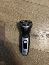 Philips Norelco Series 3000 Wet  Dry Electric Shaver   Grooming Deal