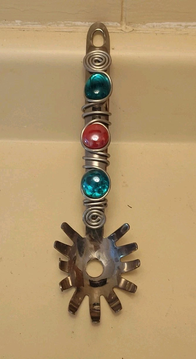 Oneida Stainless Bead And Wire Wrapped Pasta Spoon Scoop
