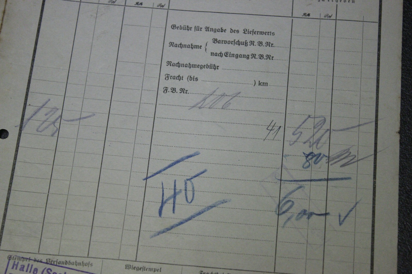 Foto 13 di 17