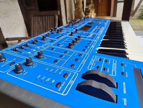 OBERHEIM OB-12 virtuell-analoger Synthesizer (quasi neu) - Bild 8 von 10