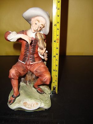 CAPODIMONTEバイオリン弾き 40-cm Porcelain Capodimonte by Pucci Italian Figurine Man Playing Violin
