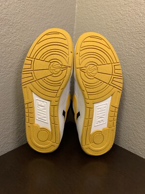 Nike Full Force Low White University Gold Men display picture 1