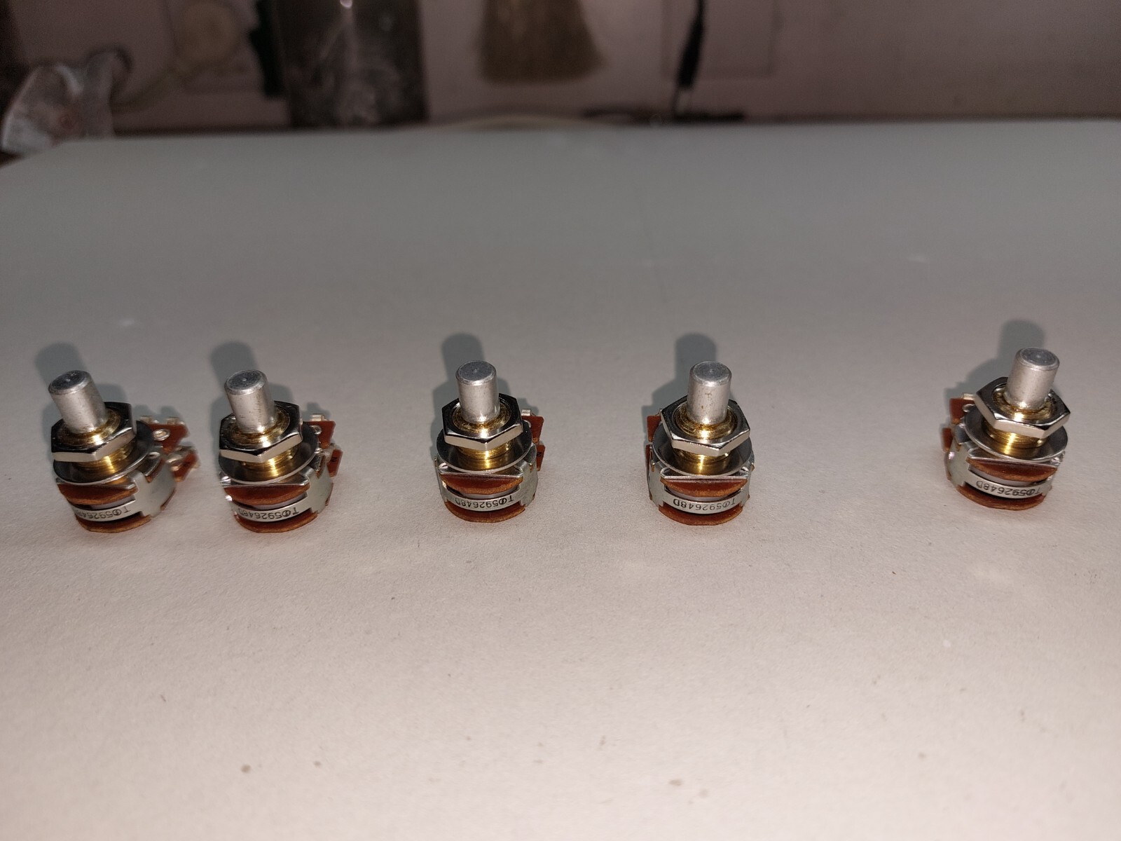 250 K ohm Linear Taper Dual Gang Potentiometer 3/8 Inch shaft, Lot of five (5)