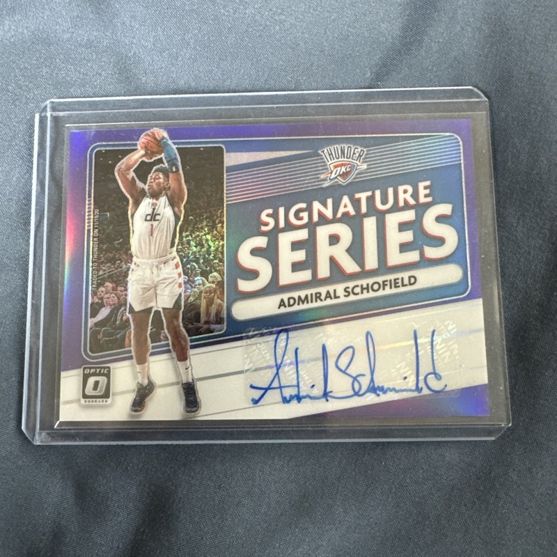 2020-21 Panini Donruss Optic - Signature Series Admiral Schofield #SS-ASC Purple
