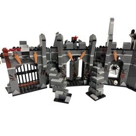 LEGO The Hobbit The Dol Guldur Battle (79014) 99%complete Build only no minifigs