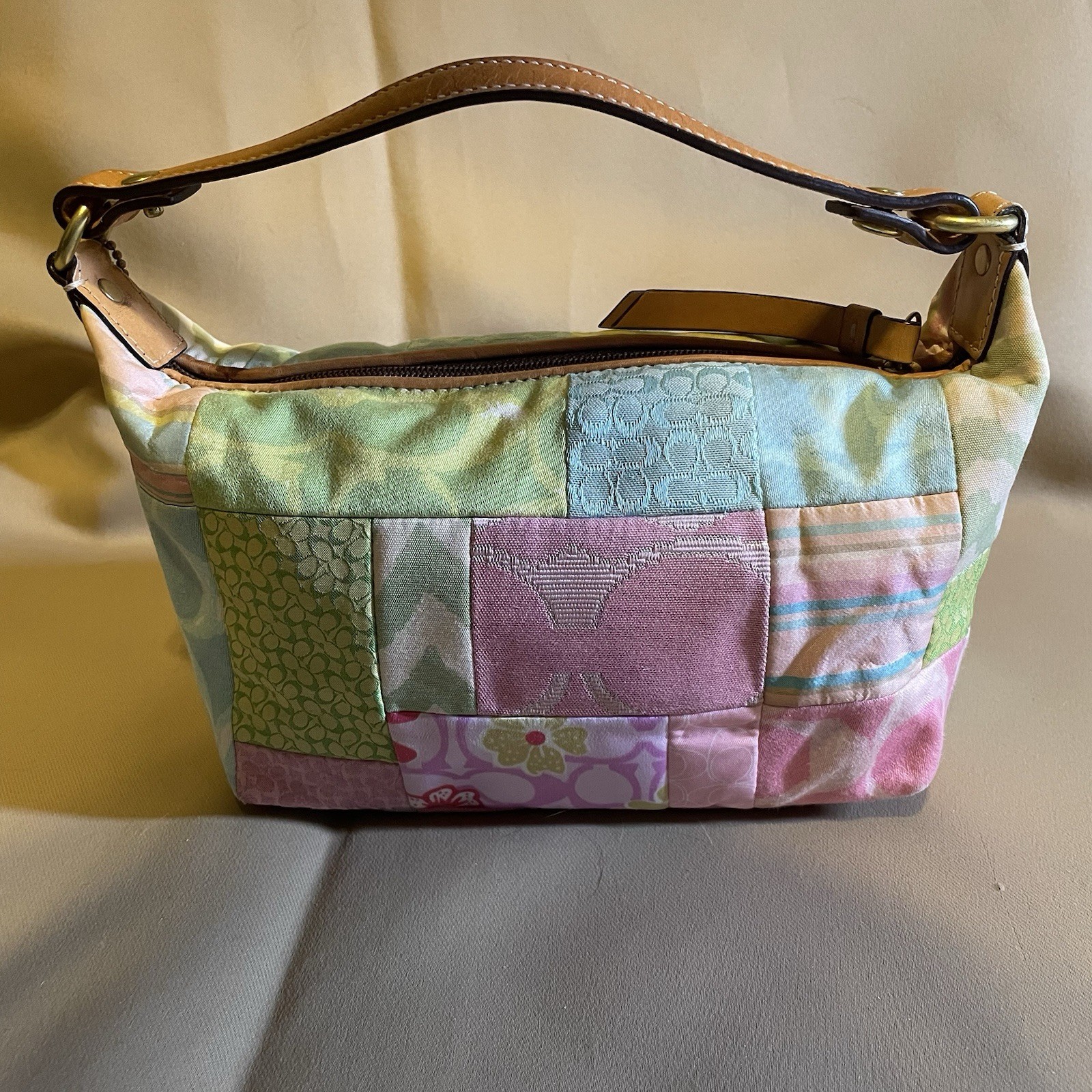 Vintage Coach Hampton Patchwork Underarm Shoulder… - image 4